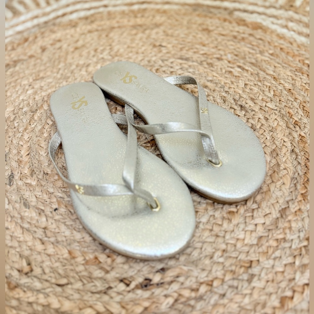 Yosi Samra vegan leather flip-flops